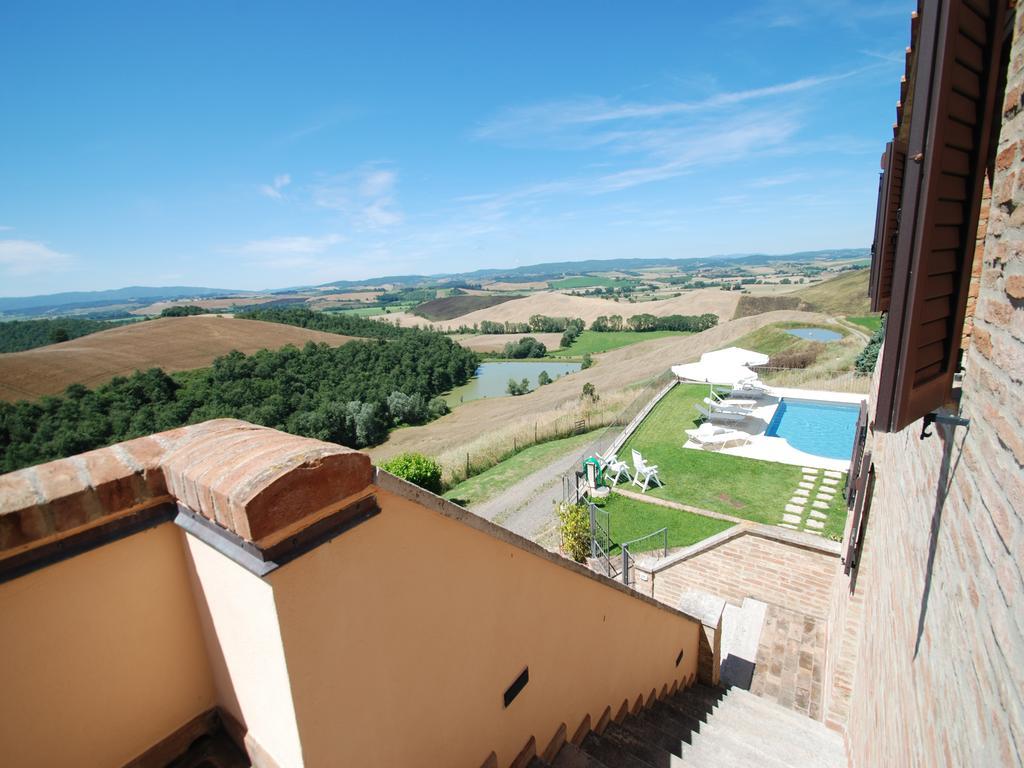 Podere Stabbia Hotel Asciano Zewnętrze zdjęcie